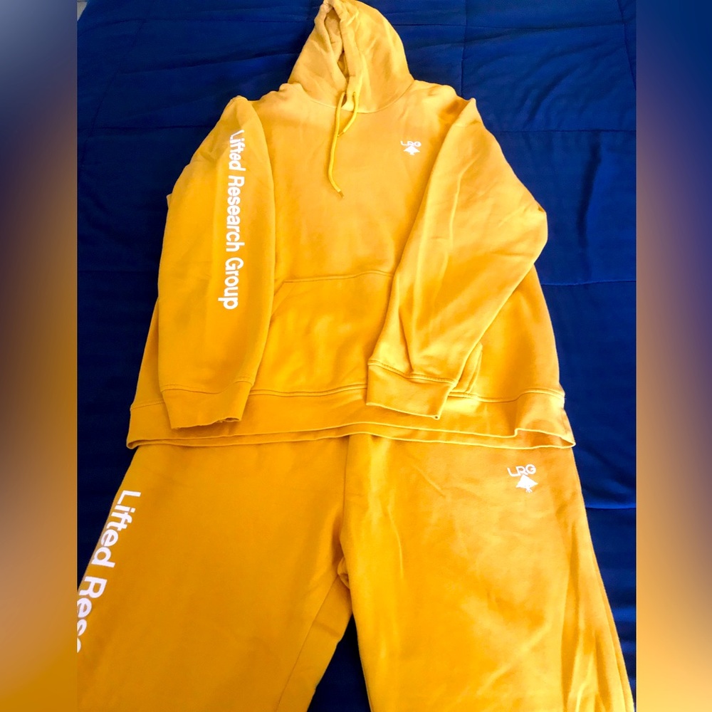 LRG Golden Yellow Hoodie sweatsuit